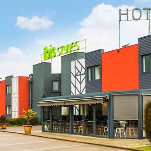 Ibis Styles Rouen Val De Reuil